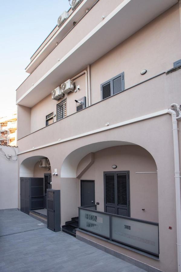 Giovi'S Apartments Castellammare di Stabia Exterior foto